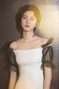 ​新版笑傲江湖仪琳是谁演的？姜卓君个人资料简介