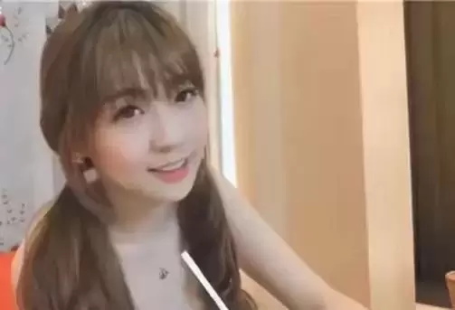 SWAG当家花旦，演技吊打同龄小花——ladyyuan