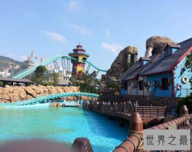 ​世界上最大的水族馆，珠海长隆海洋王国（相当于15个游泳场）
