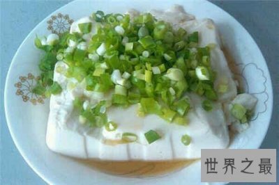 ​小葱拌豆腐的做法介绍，小葱拌豆腐食用禁忌