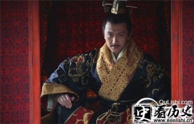 ​揭秘付小费偷窥爱妃洗澡的皇帝