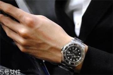 手表外壳磨痕怎么处理？手表外壳有磨痕怎么办？