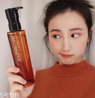 干皮卸妆用什么好？六款温和保湿卸妆产品