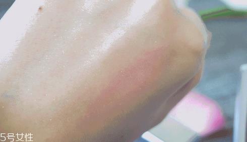 迪奥春季限定樱花腮红好用吗？颜值即正义