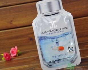 敷完面膜要用洗面奶洗脸吗？敷完面膜可以用清水洗脸吗？