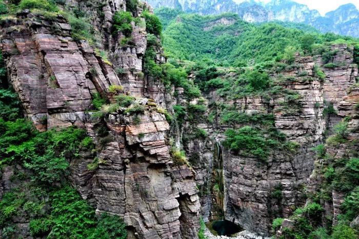 世界上最危险的村庄，1700米的天上人家，你敢来吗？