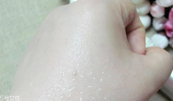 芳珂防晒霜油不油 fancl防晒霜适合油皮吗