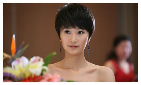 还记得慕容云朵吗？她在《将军在上》中饰演贵妃娘娘，差点认不出