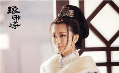 ​36岁王鸥未婚夫近照，是熟悉的面孔？网友：杨幂也认识！
