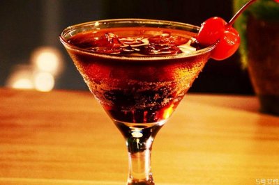 ​马天尼怎么调 马天尼鸡尾酒配方