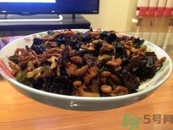 榨菜和木耳可以一起吃吗?榨菜和木耳怎么炒