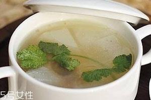 牛骨汤为什么不白 奶白牛骨汤熬制方法