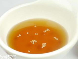 芝麻油的营养成分很多