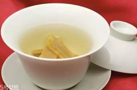 黄芪什么时间喝好 早餐后当茶饮用