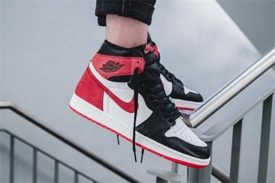 ​网上买aj哪个网站正品 app买鞋要谨慎