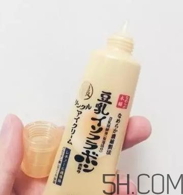 眼霜用在水乳之前还是之后？眼霜和水乳使用的顺序