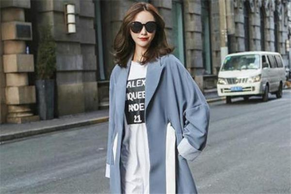 微胖女生换季怎么穿搭 微胖女生换季穿什么显瘦