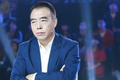 ​陈凯歌，3次婚姻5段感情，却在遇见陈红时，变成专情好男人