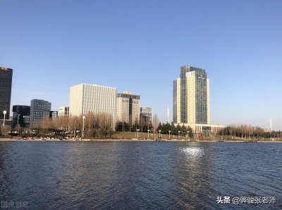 ​河南有个龙子湖，龙子湖大学城有10万本科生，多少人在望子成龙？