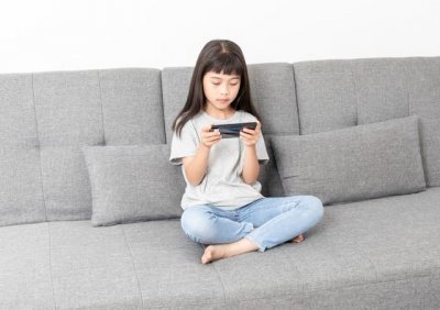 ​如何让孩子戒掉手机瘾