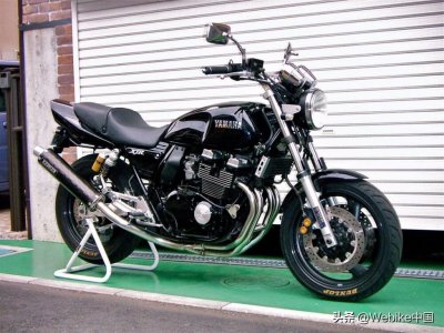 ​雅马哈XJR400摩托车是日式汉子风格？