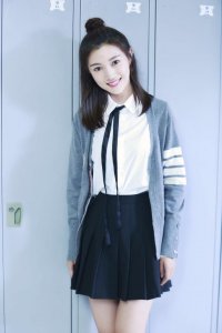 ​侯佩杉《龙日一》动静皆宜 延续青春icon