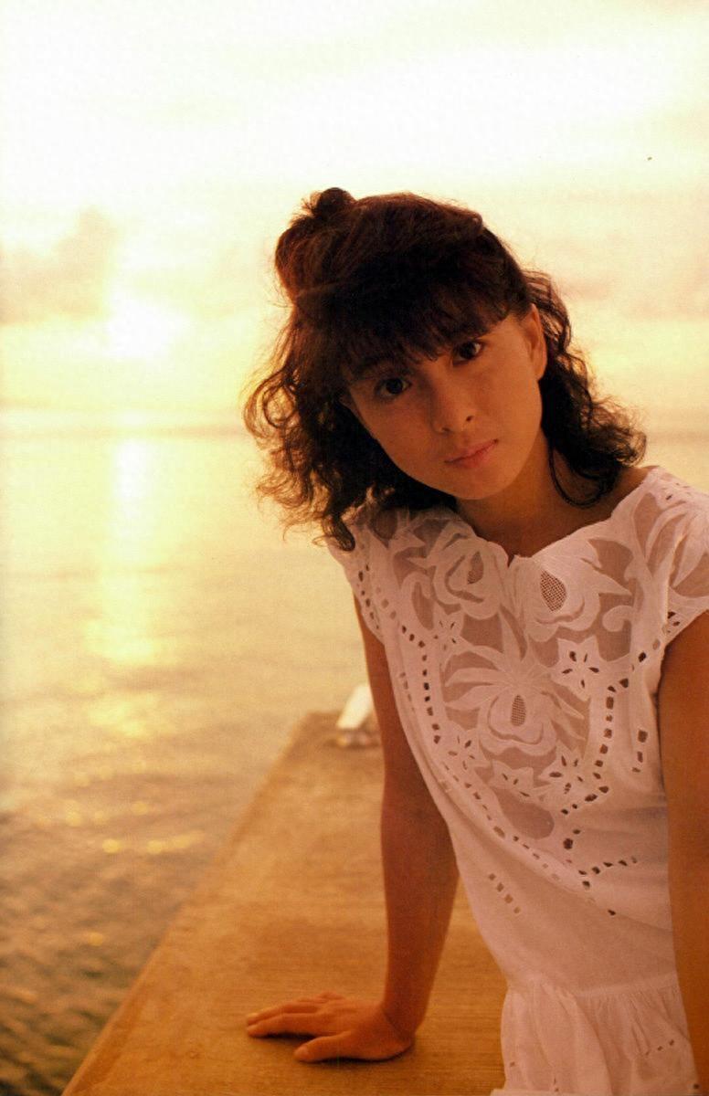 老照片：1980年代日本歌姬河合奈保子