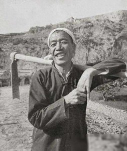 ​农民出身的副总理陈永贵，膝下有4个子女，他们都从事什么职业？