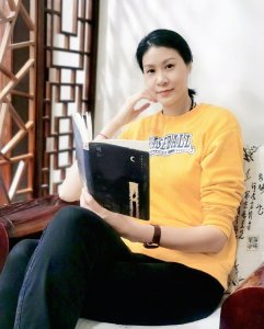 ​女排奥运冠军赵蕊蕊：运动生涯有遗憾，华丽转身后婚恋成父母心病