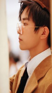 ​青春万万岁！TFboys帅气易烊千玺手｜机壁纸