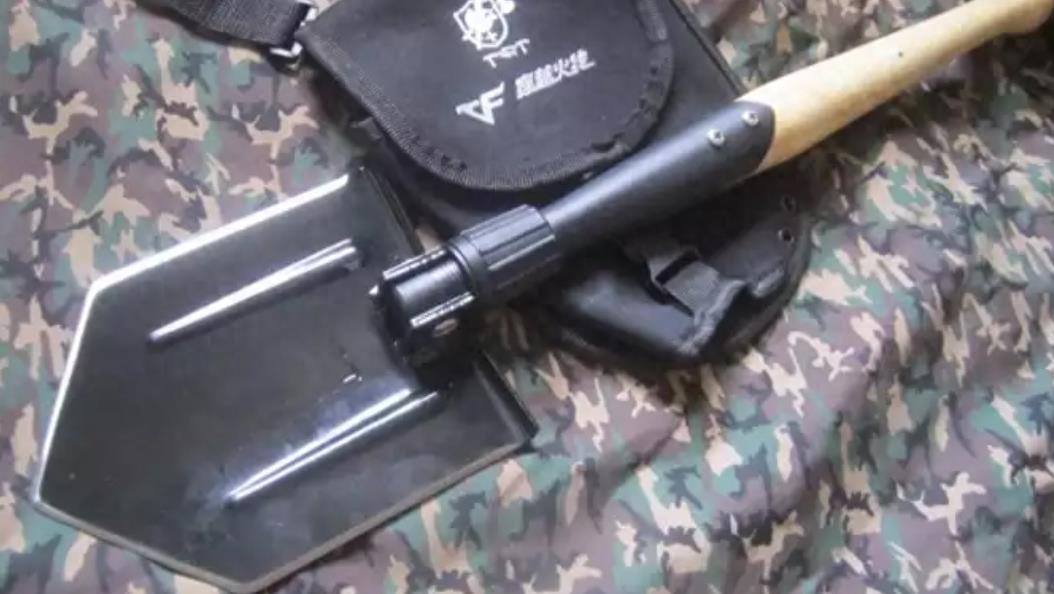 穿越火线里边的工兵铲图集