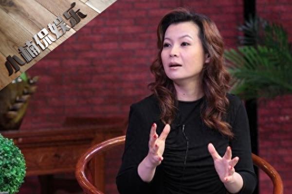 歌坛才女周冰倩，曾被误解为何政军的妻子，今独身一人老公成迷
