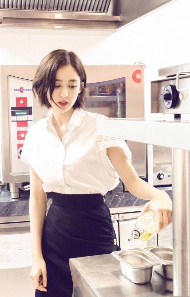古力娜扎同款发型（26岁的古力娜扎剪短发个性十足）(3)