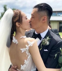 ​彭于晏只是发了一张照片，余文乐当场发飙，网友：六叔，挺住！