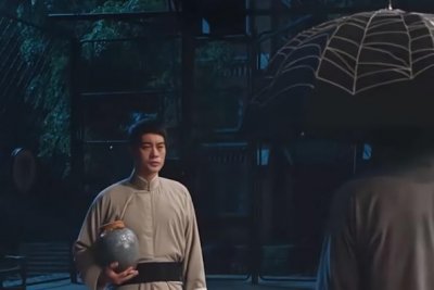 ​香港演员元华和元彪是什么关系？是不是亲兄弟？