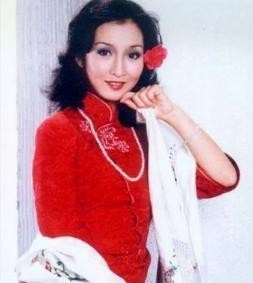 黄杏秀的个人简介 为何结婚41年无儿女却被宠成小公主(7)