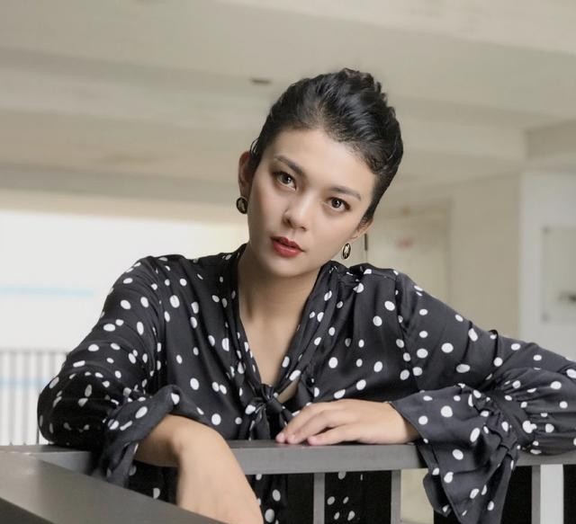 谈莉娜是哪一届快女(谈莉娜跟谁一届超女) 谈莉娜 快女 第20张