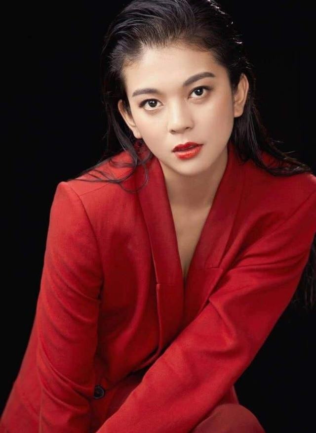 谈莉娜是哪一届快女(谈莉娜跟谁一届超女) 谈莉娜 快女 第5张