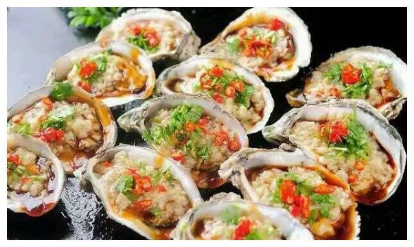 最适合生吃的几种海鲜，蘸点酱料，鲜美极了！做熟就是浪费！