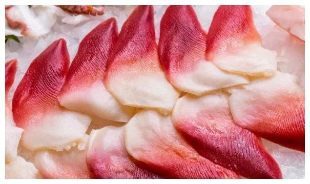 最适合生吃的几种海鲜，蘸点酱料，鲜美极了！做熟就是浪费！