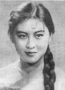 ​杨丽坤：22岁大红大紫，24岁遭迫害进精神病院，痛苦数年