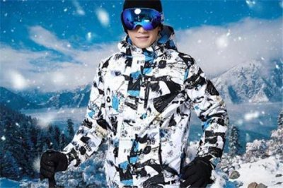 ​滑雪可以穿冲锋衣吗 不能完全替代滑雪服