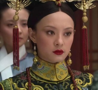 ​甄嬛传：熹妃敬妃端妃都是四妃，该如何排位