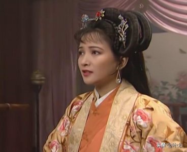 ​御姐正太：大龄红颜与少年迷弟的故事
