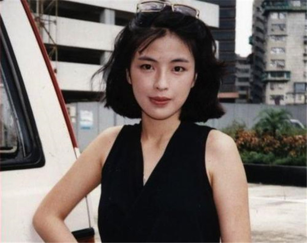 张学友承认出轨女助理近照真的吗,罗美薇张学友各玩各的离婚了吗