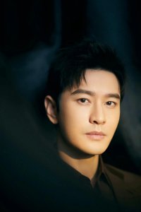 ​男星黄晓明时尚写真：仪表堂堂、玉树临风