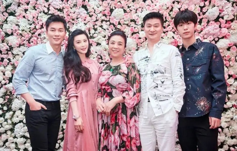 李晨范冰冰结婚照（范冰冰婚纱照曝光和李晨分手后）