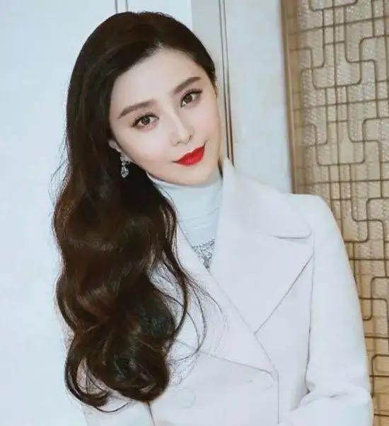 李晨范冰冰结婚照（范冰冰婚纱照曝光和李晨分手后）