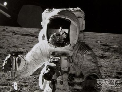 ​美俄30年不敢登月原因 或与外星人有关