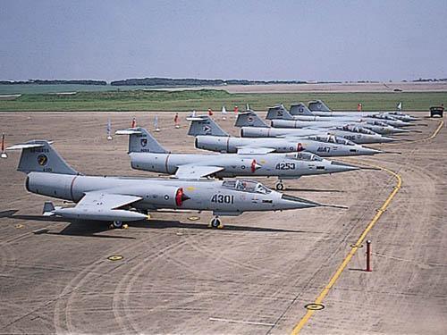 回忆！第二代战斗机美照，快来看看你心目中最爱的是哪一款？